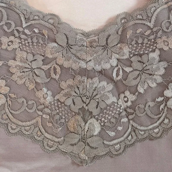Studio Y Womens Floral Lace Trim Cami Gray Preppy Sweetheart Neckline (Size XL) - Picture 3 of 9
